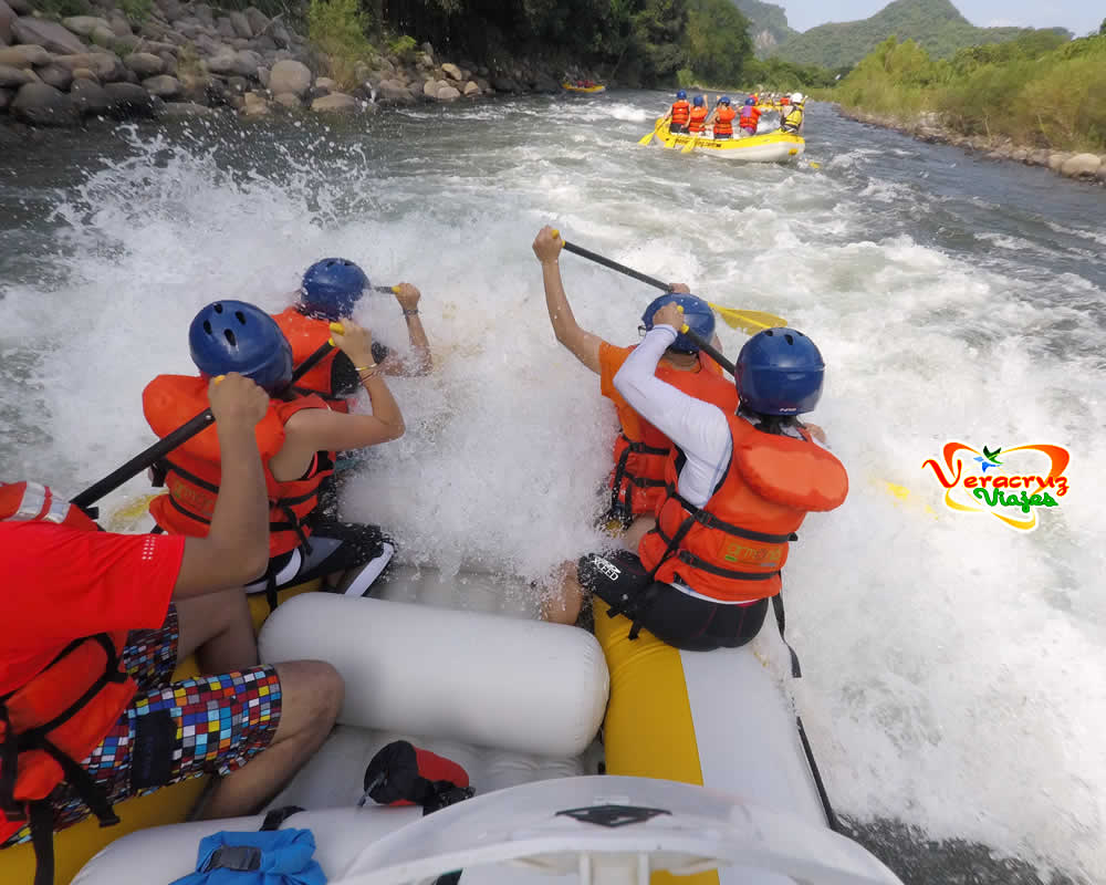 Descenso En Rio Pescados Rafting En El Rio Pescados Rapidos De Veracruz Rapidos De Jalcomulco Ecoturismo Descenso En Rapidos