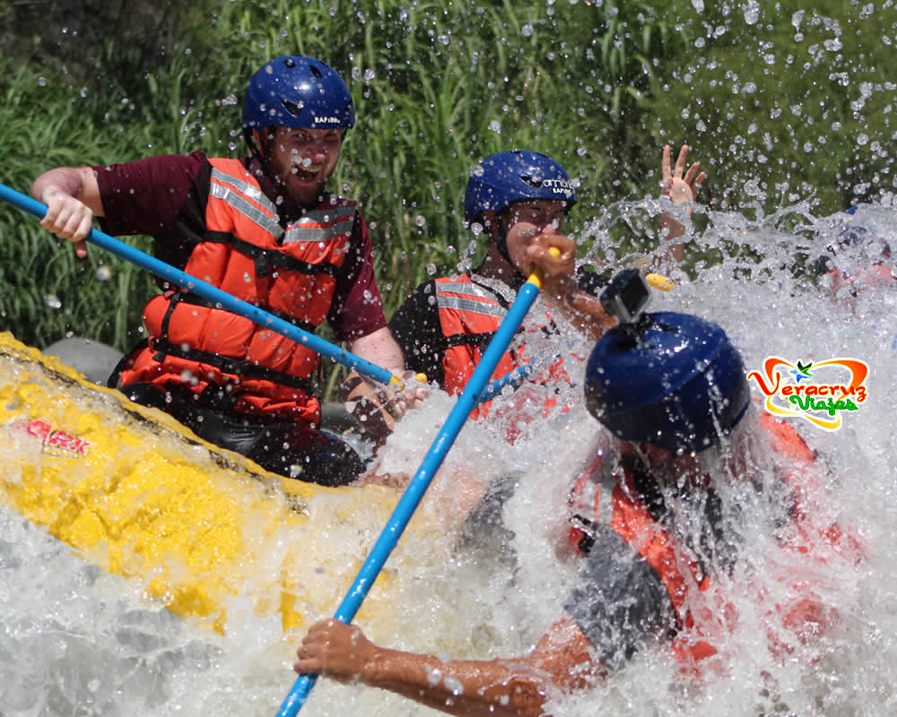 Rafting Descenso En Los RA�pidos Del RI�o Pescados Jalcomulco Veracruz