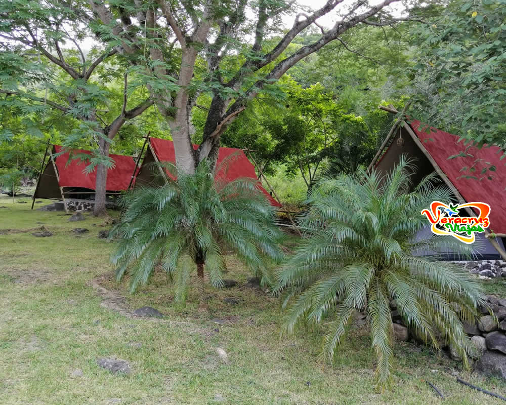 Hospedaje y Alojamiento En Las Casas De Campa�a Del Pescados Jalcomulco Veracruz